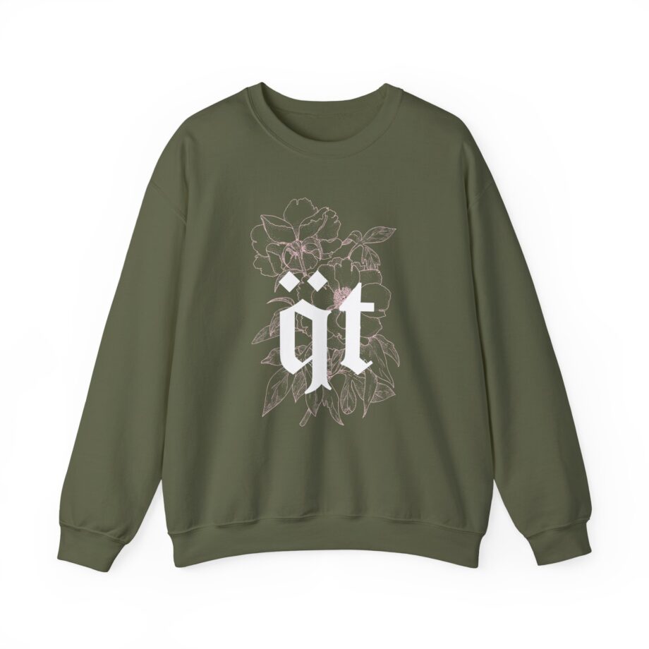 Qtcinderella Unisex Heavy Blend™ Crewneck Sweatshirt