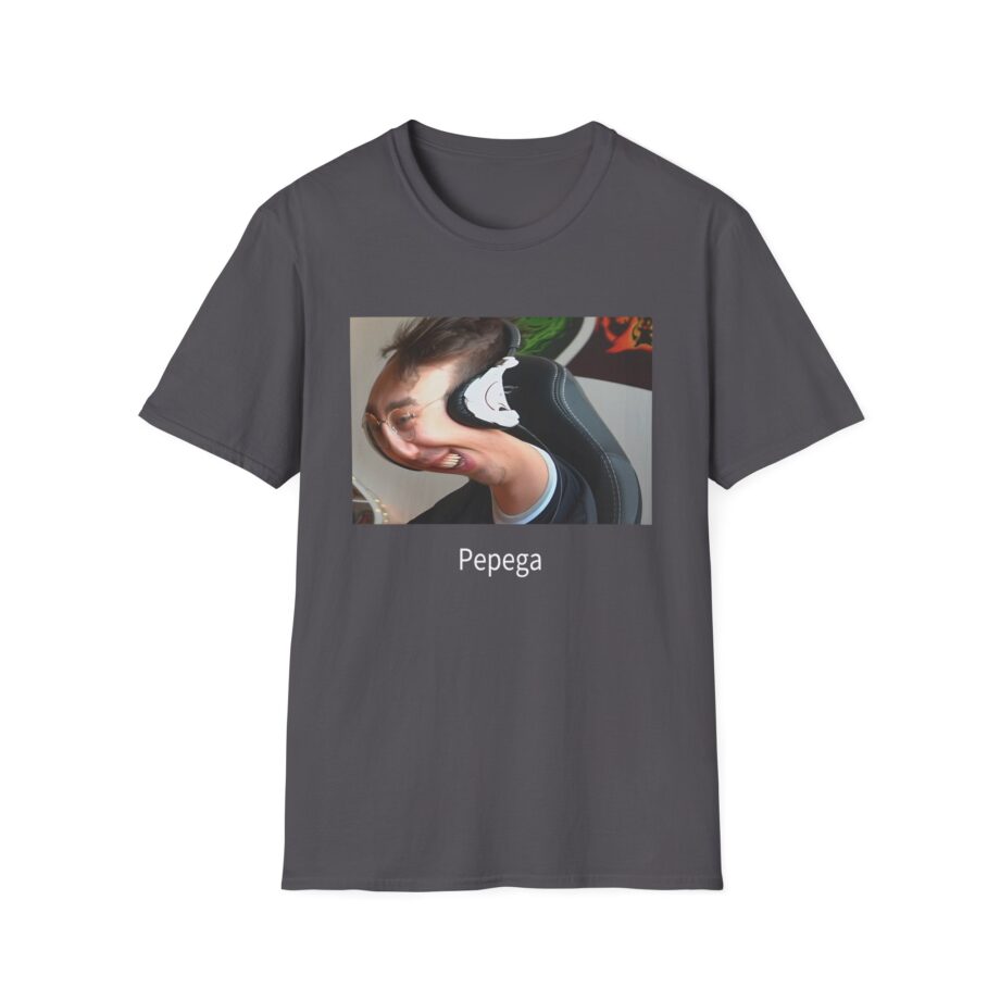 Papaplatte Pepega Unisex Softstyle T-Shirt