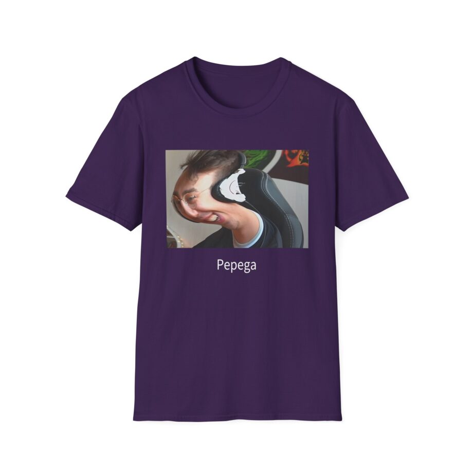 Papaplatte Pepega Unisex Softstyle T-Shirt