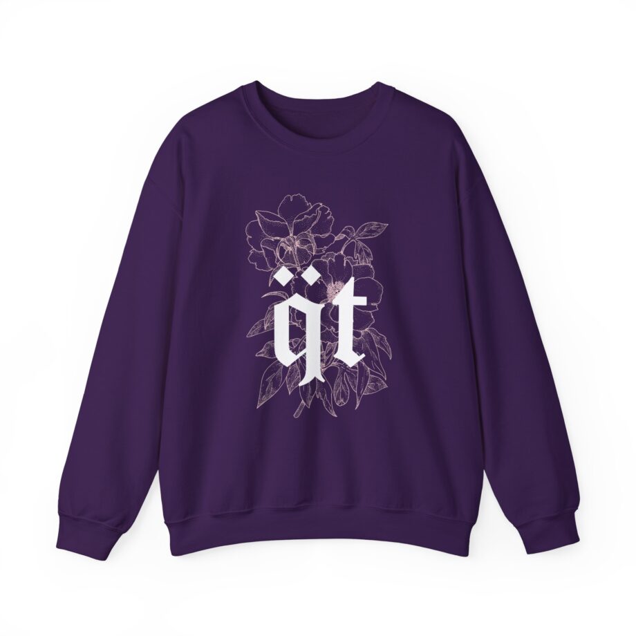 Qtcinderella Unisex Heavy Blend™ Crewneck Sweatshirt