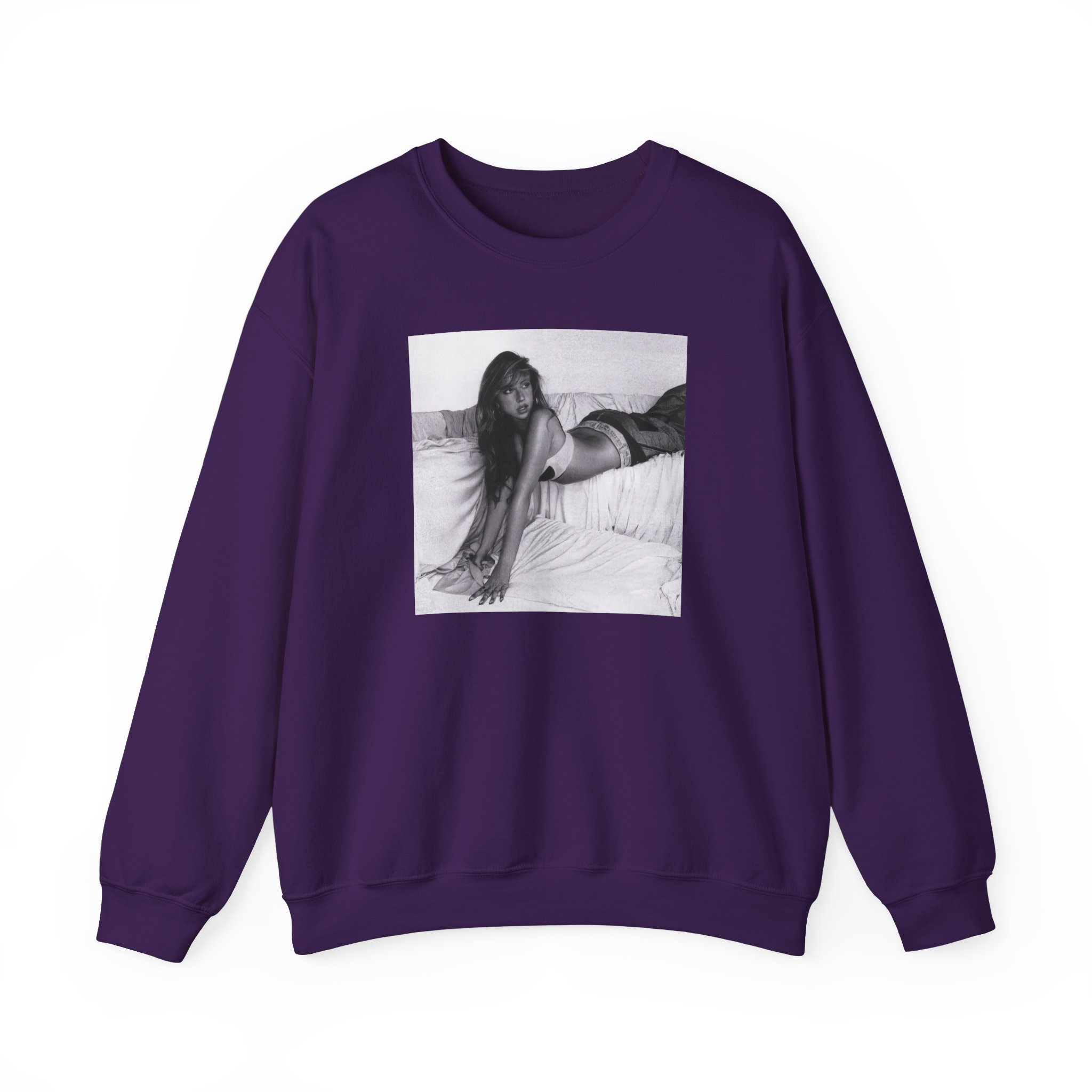 Tate Mcrae Greedy Tour Unisex Heavy Blendâ„¢ Crewneck Sweatshirt