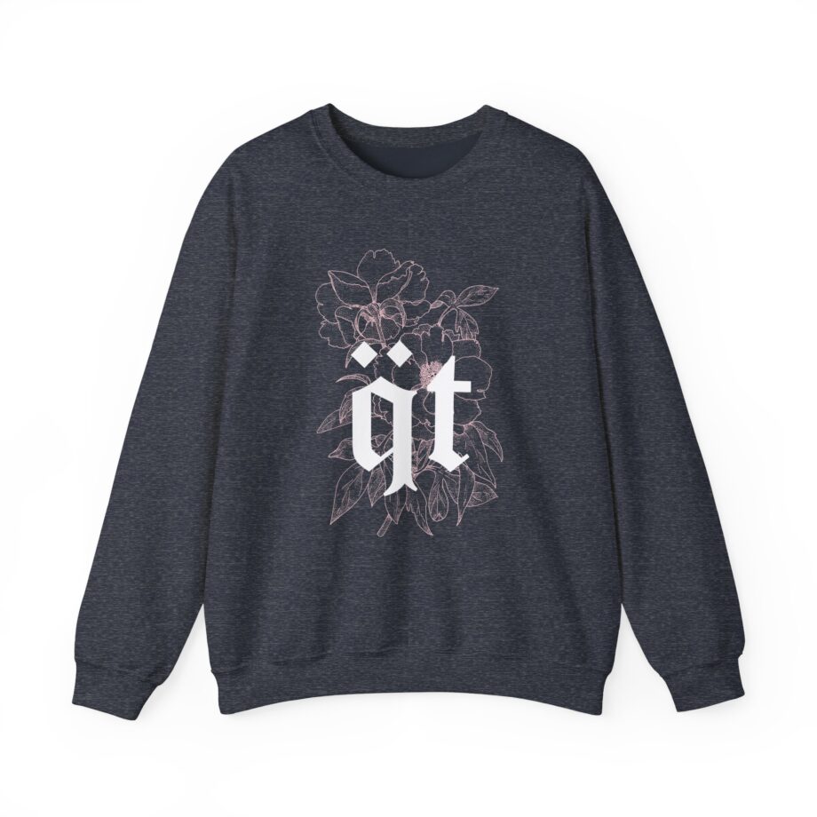 Qtcinderella Unisex Heavy Blend™ Crewneck Sweatshirt